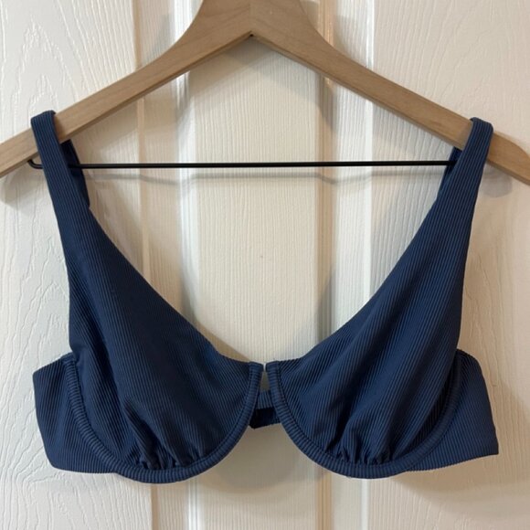 Abercrombie & Fitch High Apex Underwire Bikini Top - Picture 3 of 3